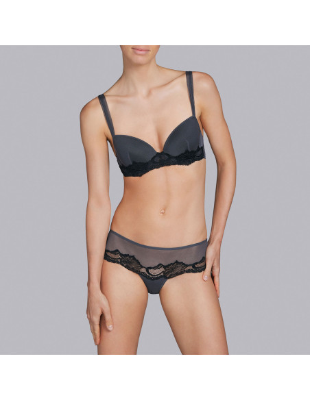 Shorty, Eden, Andrès Sarda 3303954-FRO