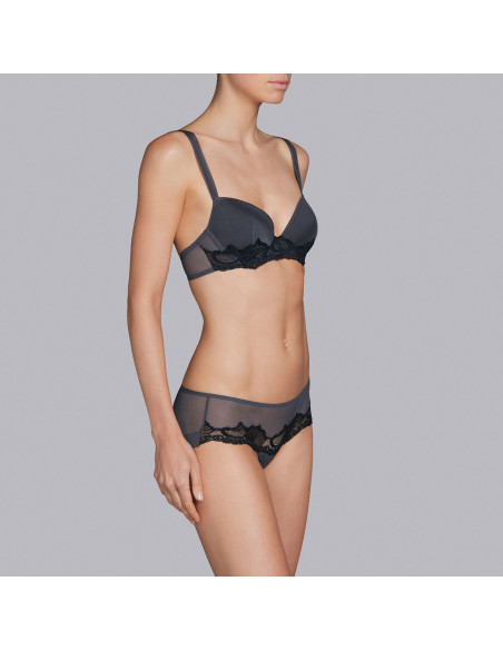 Shorty, Eden, Andrès Sarda 3303954-FRO