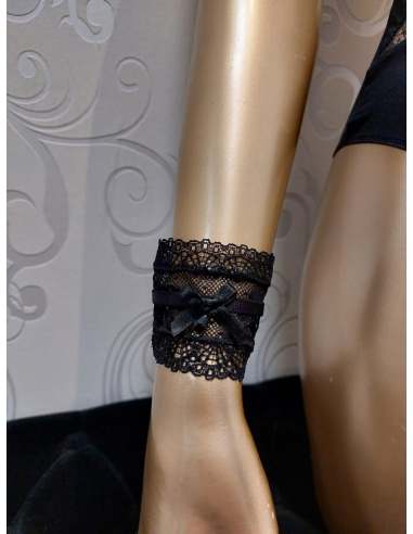 Manchette, Lise Charmel RIN0111-NO