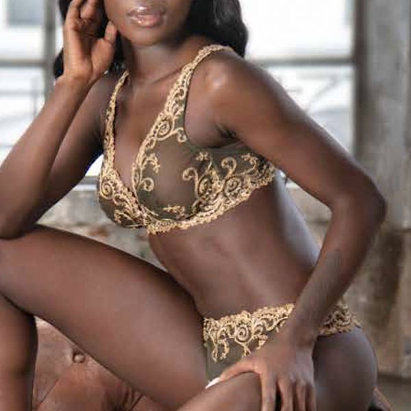 String, Opulence, Ambra 1840-597