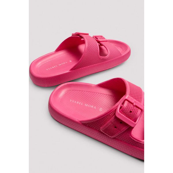 Mules, Mayaguana, Ysabel Mora 86196