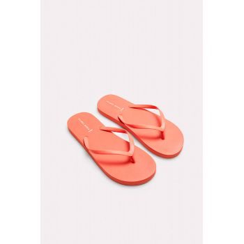 Flip-Flops, 36/37, 38/39, 40/41, Maui, Ysabel Mora 86194-CORAL 2