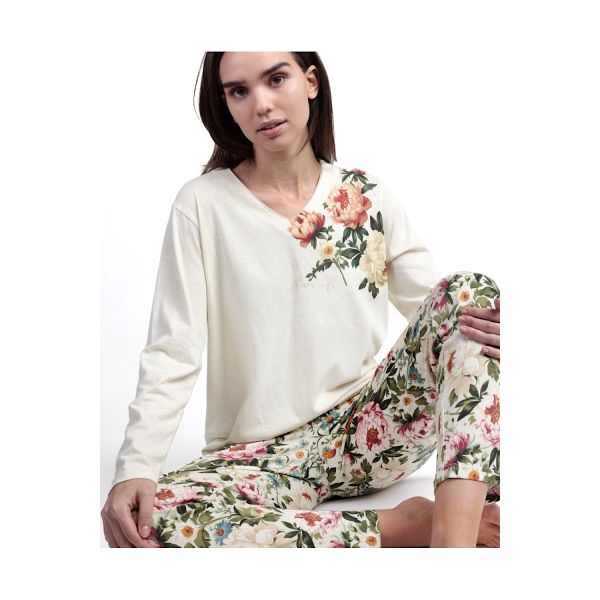 Long-Sleeved Pyjamas, Ad Selection 63586