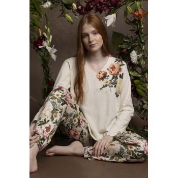 Pyjama, Ad Selection 63586