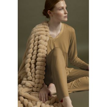 Pyjama, Ad Selection 63646