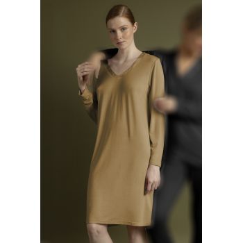 Chemise de Nuit, Ad Selection 61439